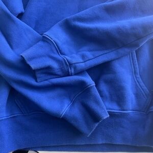 Aritzia TNA Cozy Sweatfleece "perfect Fit" Hoodie